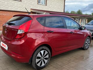 2015 Hyundai Solaris I Рестайлинг, красный, 1070000 рублей, вид 5