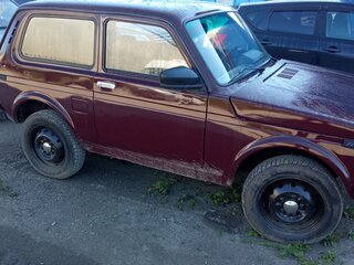 2001 Lada (ВАЗ) 2121 (4x4) I Рестайлинг, красный, 250000 рублей, вид 3
