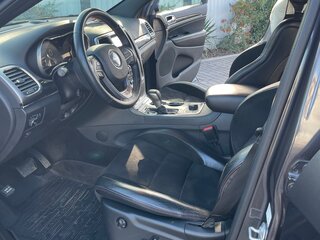 2017 Jeep Grand Cherokee IV (WK2) Рестайлинг, серый, 4750000 рублей, вид 5