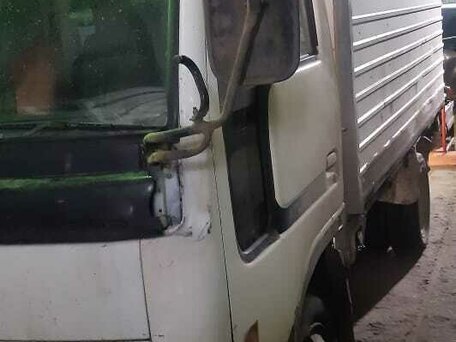 1994 Nissan Atlas, белый, 500000 рублей, вид 3