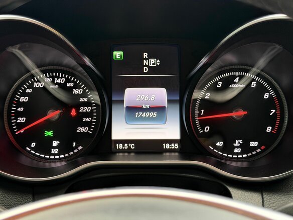 2014 Mercedes-Benz C-Класс 180 IV (W205), чёрный - вид 28