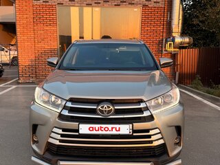 2016 Toyota Highlander III (XU50), бежевый, 3090000 рублей, вид 1