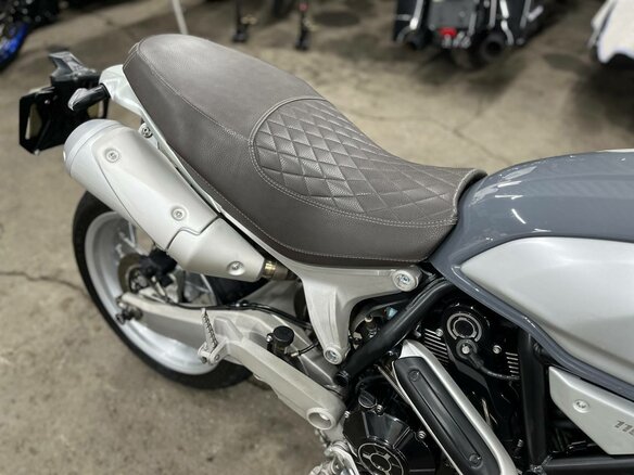 2021 Ducati Scrambler 1100, серебристый, 970000 рублей - вид 16