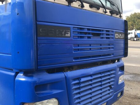 1999 DAF XF 95, синий, 3200000 рублей, вид 4