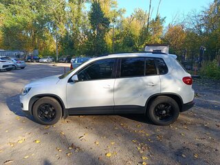 2015 Volkswagen Tiguan I Рестайлинг, белый, 1550000 рублей, вид 5