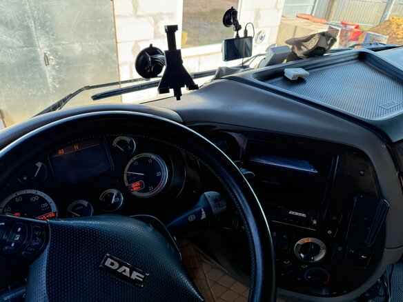 2008 DAF XF 105, белый, 4100000 рублей - вид 5