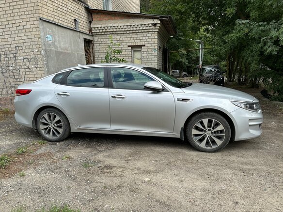 2017 Kia Optima IV, серебристый - вид 1
