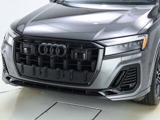 2026 Audi Q7 55 TFSI II (4M) Рестайлинг 2, серый, 11098817 рублей, вид 4