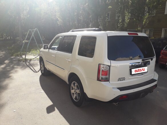 2014 Honda Pilot II Рестайлинг, белый, 2300000 рублей - вид 5