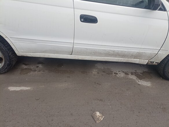 1999 Toyota Caldina I Рестайлинг, белый, 280000 рублей - вид 12