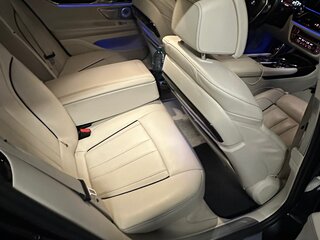 2017 BMW 7 серии 750d xDrive VI (G11/G12), серый, 4500000 рублей, вид 5
