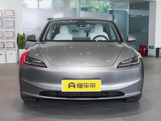 2025 Tesla Model 3 Long Range I Рестайлинг, серебристый, 8366500 рублей, вид 2
