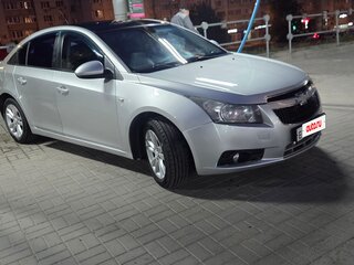 2009 Chevrolet Cruze I, серебристый, 600000 рублей, вид 4