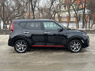 2022 Kia Soul III, чёрный, 2700000 рублей, вид 5