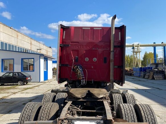 2008 International ProStar, красный, 1500000 рублей - вид 5