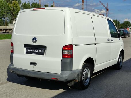 2010 Volkswagen Transporter, белый, 1430000 рублей, вид 2