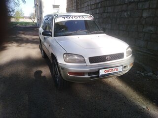 1997 Toyota RAV4 I (XA10), белый, 566000 рублей, вид 3
