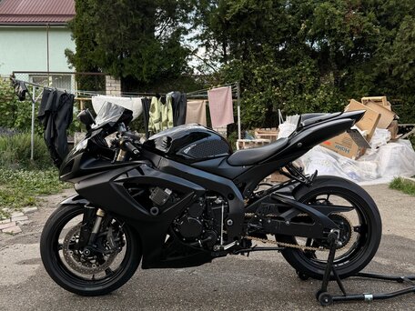 2006 Suzuki GSX-R 600, чёрный, 570000 рублей, вид 2