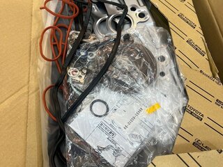 2008 Toyota Land Cruiser 200 Series, чёрный, 2950000 рублей, вид 4