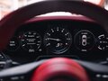 2020 Porsche 911 Carrera 4 VIII (992), серебристый - вид 11