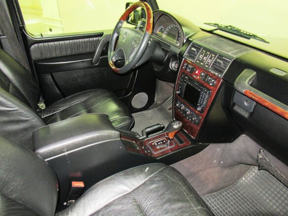 2001 Mercedes-Benz G-Класс 500 II (W463), чёрный - вид 3