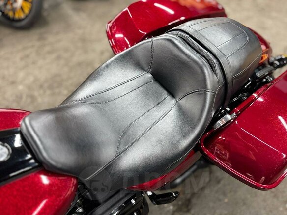 2017 Harley-Davidson Road Glide, пурпурный, 1980000 рублей - вид 18