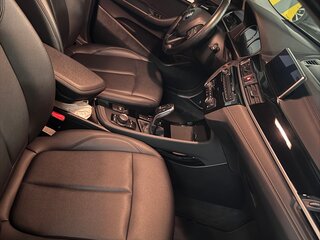 2021 BMW X2 sDrive18i I (F39), чёрный, 3500000 рублей, вид 5
