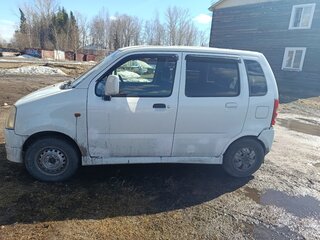 2001 Suzuki Wagon R Solio II, белый, 150000 рублей, вид 3