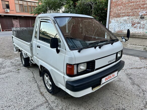 1995 Toyota LiteAce, белый, 630000 рублей