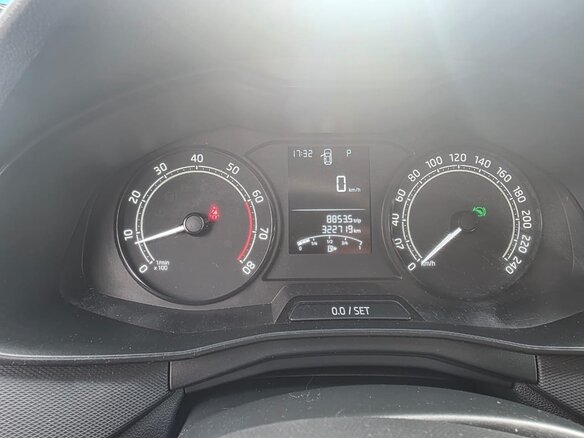 2021 Skoda Rapid II, жёлтый, 900000 рублей - вид 8