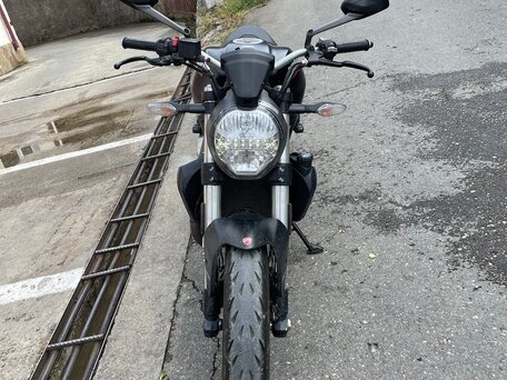 2019 Ducati Monster 821, чёрный, 950000 рублей, вид 5