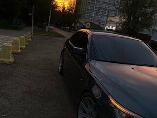 2007 BMW 5 серии 520d V (E60/E61) Рестайлинг, серый, 1300000 рублей, вид 4