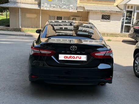 2019 Toyota Camry VIII (XV70), чёрный, 2800000 рублей, вид 5