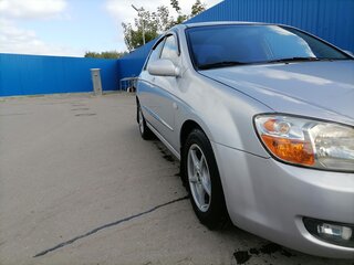 2007 Kia Cerato I Рестайлинг, серебристый, 430000 рублей, вид 3