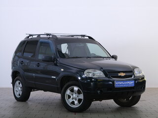 2011 Chevrolet Niva I Рестайлинг, чёрный, 539000 рублей, вид 1