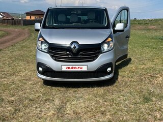 2017 Renault Trafic III, серебристый, 2250000 рублей, вид 3