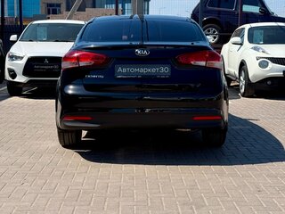 2017 Kia Cerato III Рестайлинг (Classic), чёрный, 1449990 рублей, вид 5