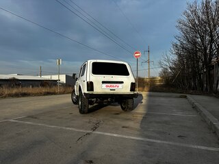 2002 Lada (ВАЗ) 2121 (4x4) I Рестайлинг, белый, 360000 рублей, вид 4