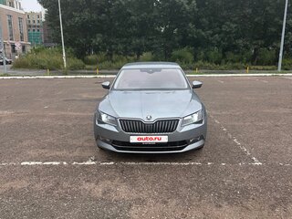 2016 Skoda Superb III, серый, 2100000 рублей, вид 2