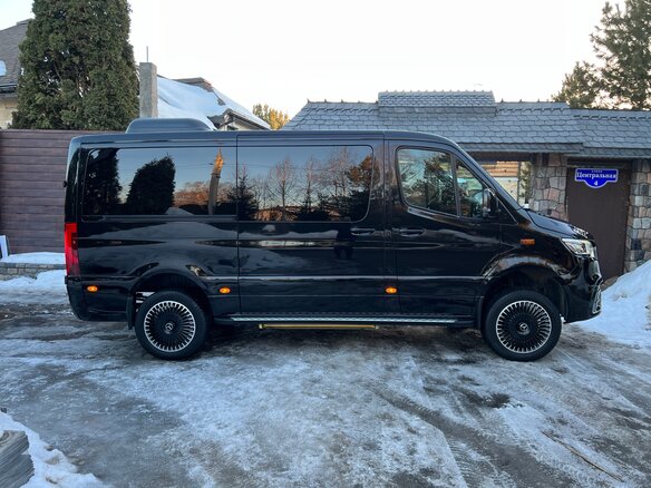 2019 Mercedes-Benz Sprinter, чёрный, 10500000 рублей - вид 1