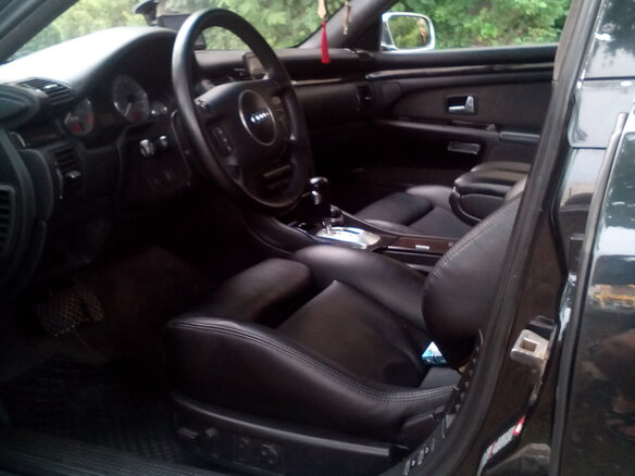 2002 Audi S8 I (D2) Рестайлинг, чёрный - вид 9