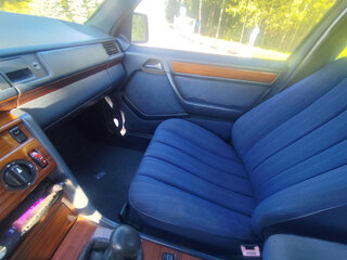 1989 Mercedes-Benz W124 200, синий, 280000 рублей, вид 5