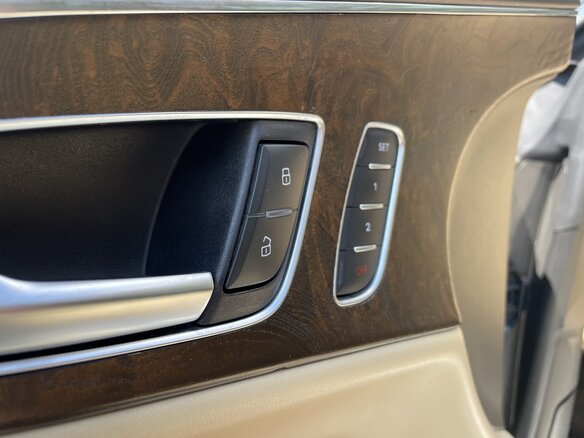 2010 Audi A7 I (4G), бежевый, 1950000 рублей - вид 23