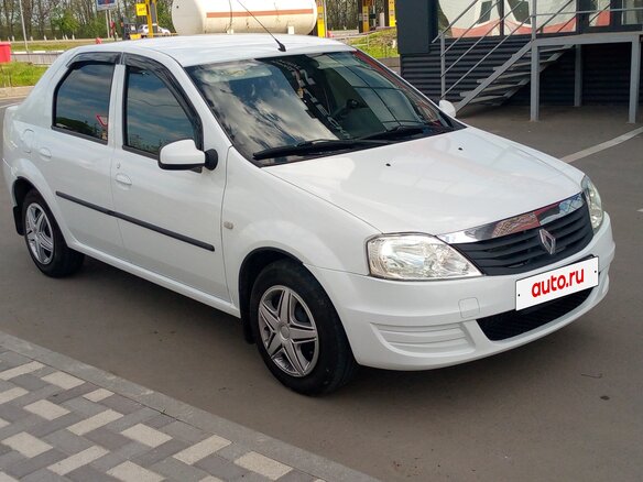 2013 Renault Logan I Рестайлинг, белый, 650000 рублей - вид 1