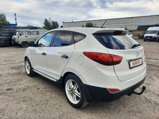2013 Hyundai ix35 I Рестайлинг, белый, 1300000 рублей, вид 2