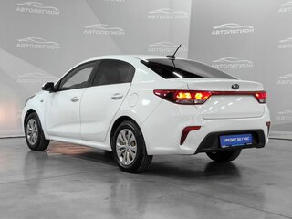 2020 Kia Rio IV, белый, 860000 рублей, вид 3