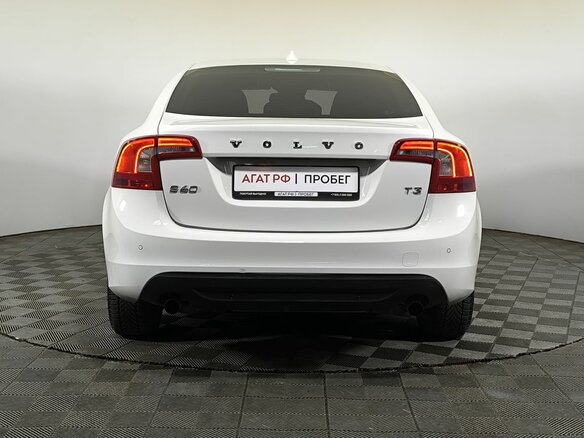 2013 Volvo S60 II, белый, 1090000 рублей - вид 4