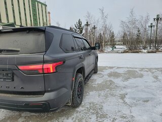 2023 Toyota Sequoia III, серый, 14200000 рублей, вид 5