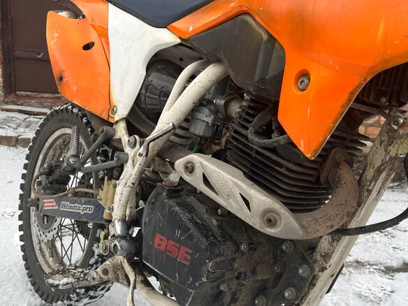 2021 BSE Z1, оранжевый, 90000 рублей - вид 8