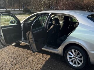 2014 Skoda Superb II Рестайлинг, серебристый, 1350000 рублей, вид 2